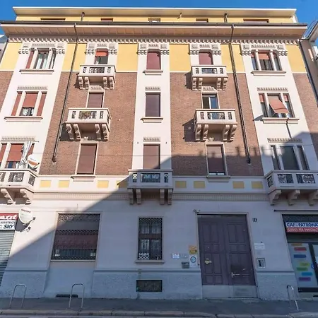15 Min From Duomo Xxl House Near Metro M3 Apartment Mailand